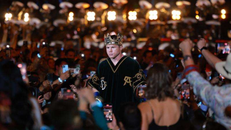 Steve Bunce column: We won't see elite fighters like Saul 'Canelo' Alvarez again in boxing