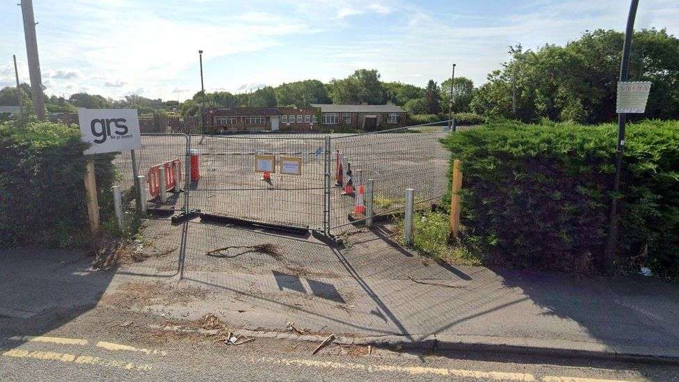 Heathrow Airport scraps plan for park-and-ride outside Ulez