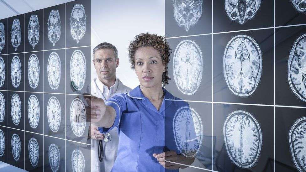 Offer patients three hours a day of rehab, NHS urged