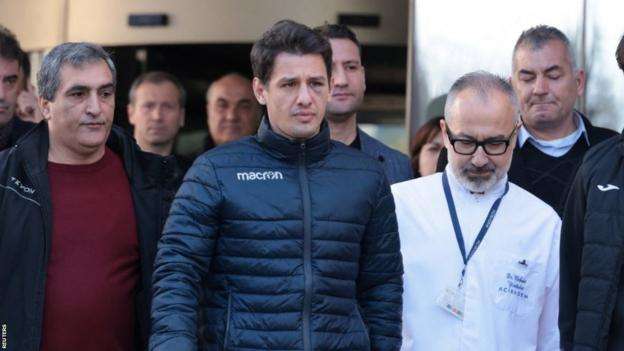 Turkey referee punch: Turkish FA say referee is not going to quit