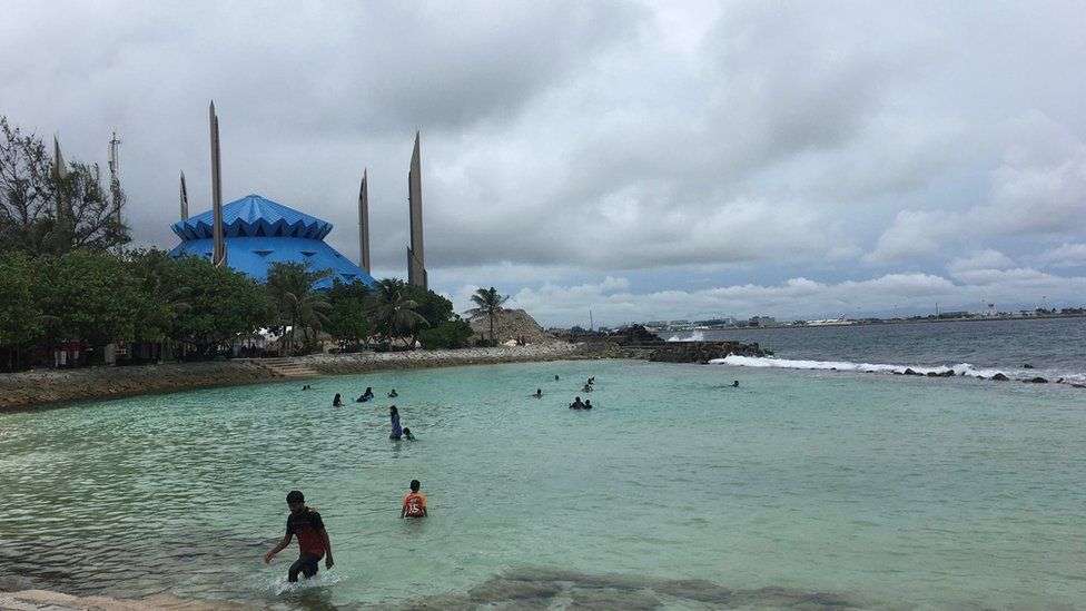 Maldives: Maldivians debate India's 'boycott' of their nation
