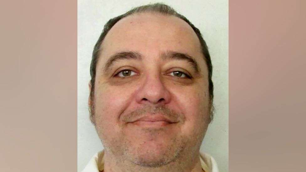 Kenneth Eugene Smith: US inmate faces first nitrogen execution after losing last-minute appeals