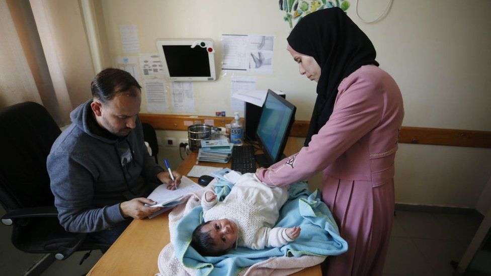 Israel Gaza: UN warning that aid system could collapse if UNRWA funding is withheld