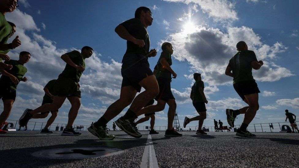 Japan: Defence ministry eases haircut rules for troops