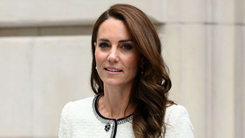 Kate cancer diagnosis rewrites story of past weeks