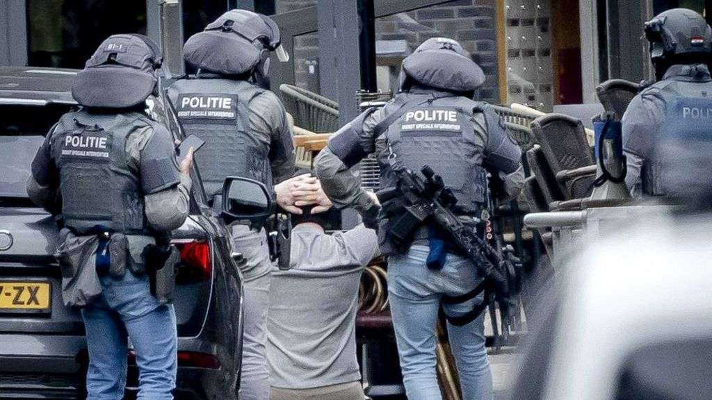 Man arrested as hostage situation in Dutch nightclub ends