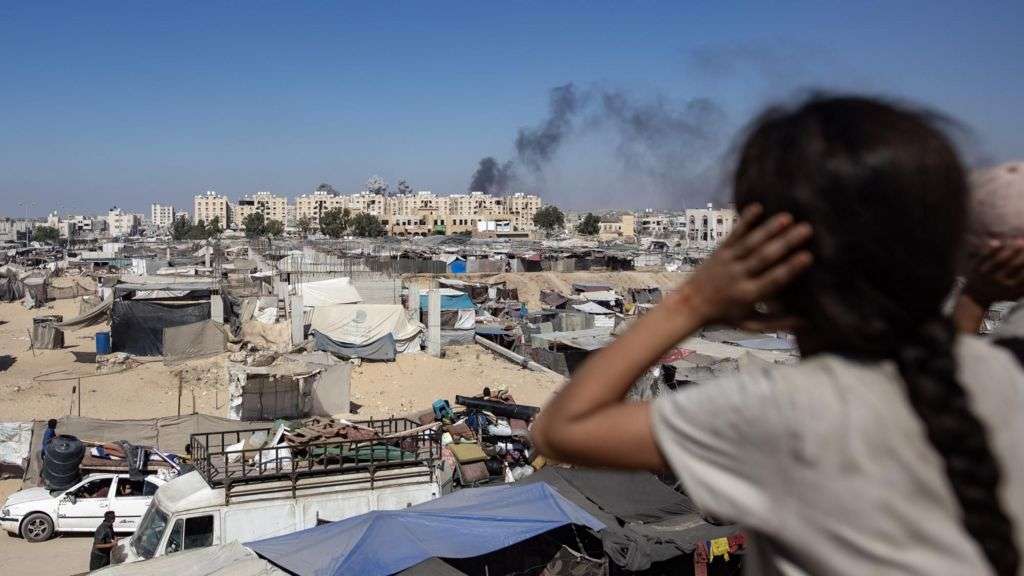 Gaza ceasefire mediators in bid to �narrow gaps�