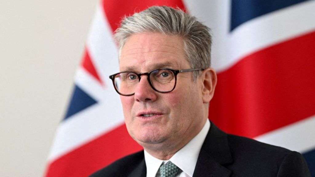 Starmer repays more than �6,000 in gifts after donations row