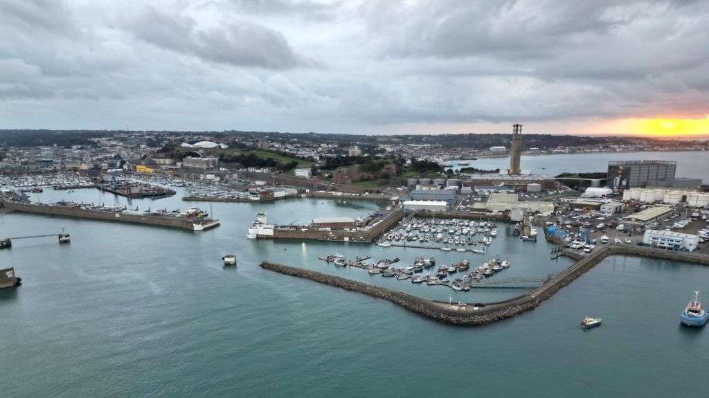 Plans put forward for inter-island ferry services