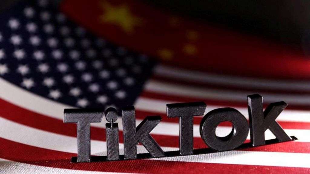 Trump meets TikTok CEO as ban deadline looms