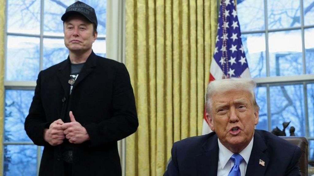 Trump moves to close entries to government worker buyout programme