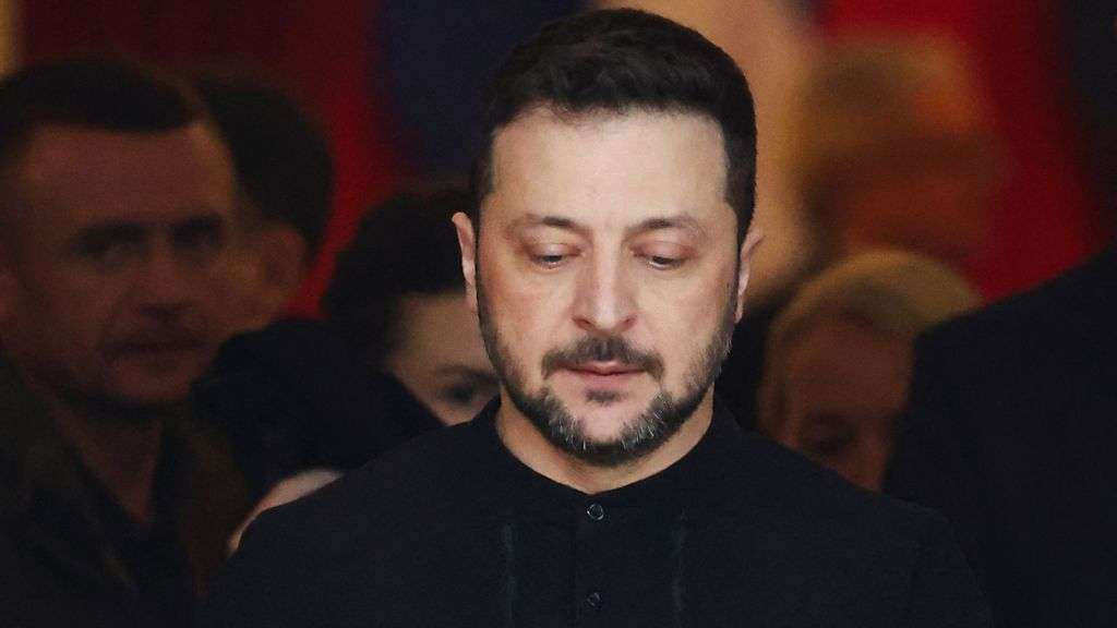 Zelensky's conciliatory letter to Trump suggests he's out of options