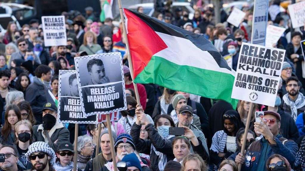 US court temporarily blocks effort to deport Gaza protest leader