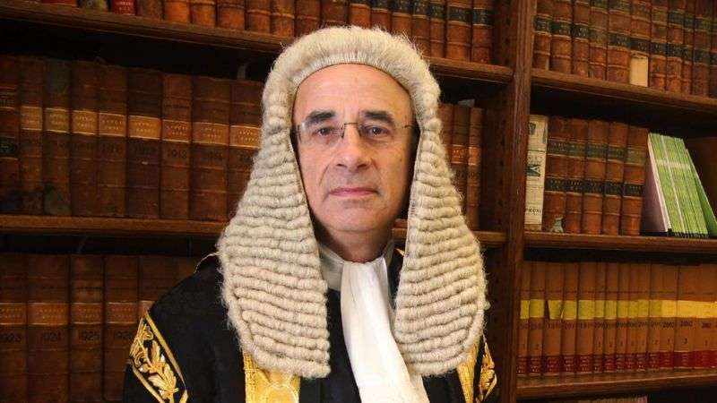 Jury-free trials recommended to save courts from 'collapse'