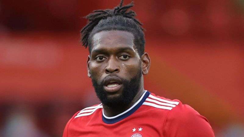 Drug-smuggling footballer 'deserves second chance'