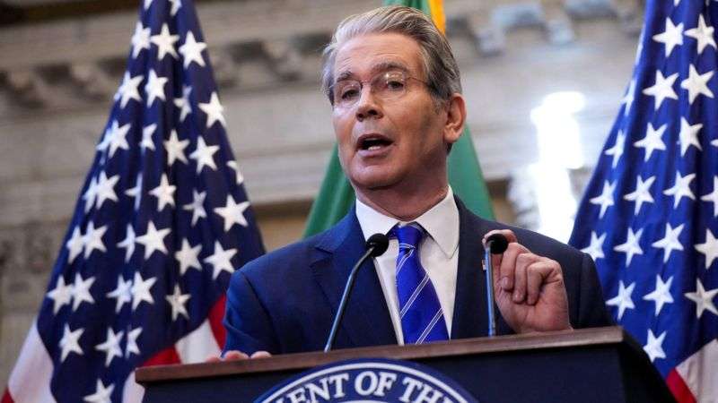 US blasts China as 'unreliable' as trade tensions mount